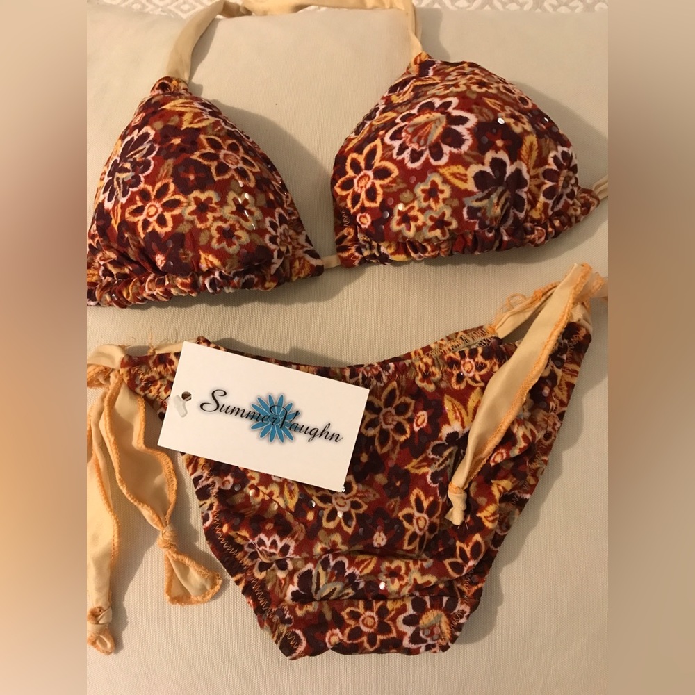 Custom made bikini set
